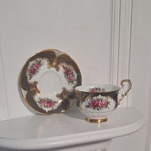 Collectable Vintage Paragon fine bone china teacup and saucer set